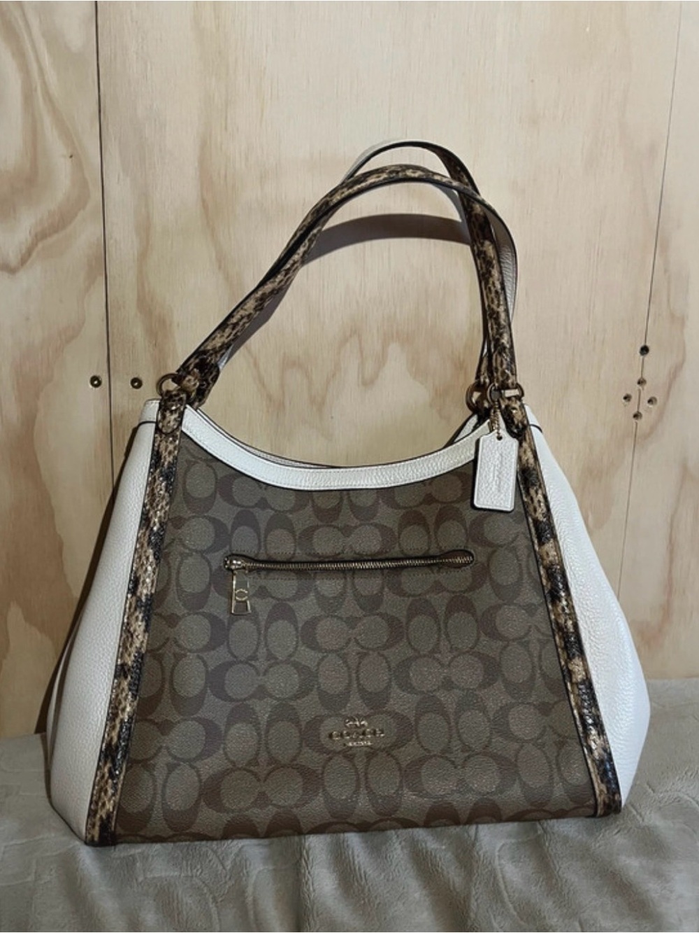 Coach Brown Signature Canvas Pennie
Shoulder Bag White Snakeskin Trim